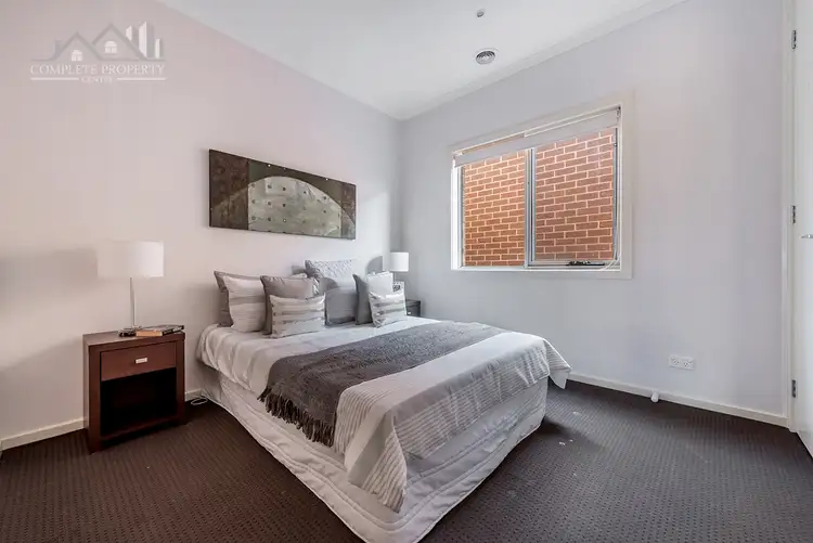 Fifth view of Homely house listing, 4 Stafford Link, Craigieburn VIC 3064