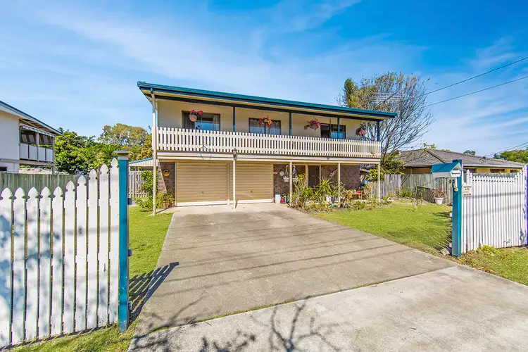 89 Griffith Rd, Scarborough QLD 4020