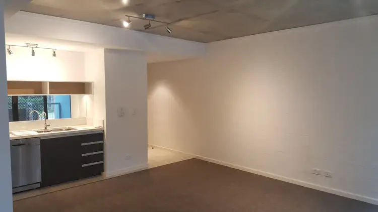 Seventh view of Homely apartment listing, 5/59 Breaksea Drive, North Coogee WA 6163