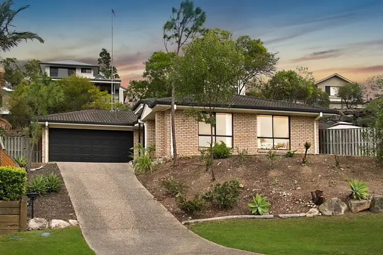 8 Gould Place, Pacific Pines QLD 4211