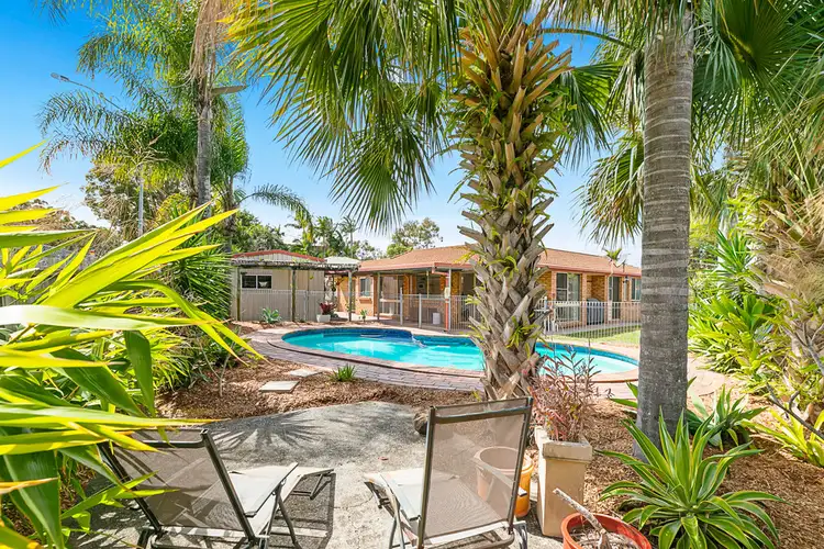 1 St Albans Court, Victoria Point QLD 4165