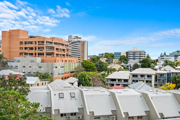 57/454 Upper Edward Street, Spring Hill QLD 4000