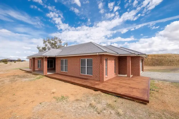2 Bentwing Place, Tamworth NSW 2340