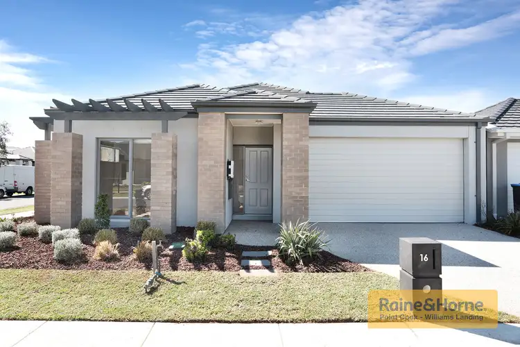 16 Pembridge Avenue, Williams Landing VIC 3027