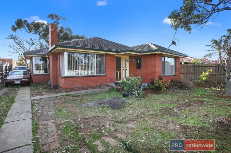 13 Murray Street, Melton South VIC 3338