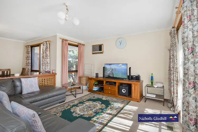 Third view of Homely house listing, 16 BRIDLE COURT, Endeavour Hills VIC 3802