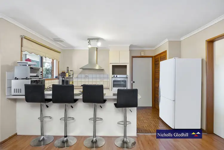 Fifth view of Homely house listing, 16 BRIDLE COURT, Endeavour Hills VIC 3802