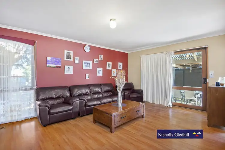 Sixth view of Homely house listing, 16 BRIDLE COURT, Endeavour Hills VIC 3802