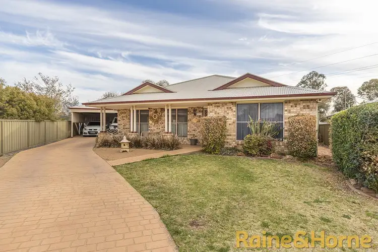 74 Twickenham Drive, Dubbo NSW 2830