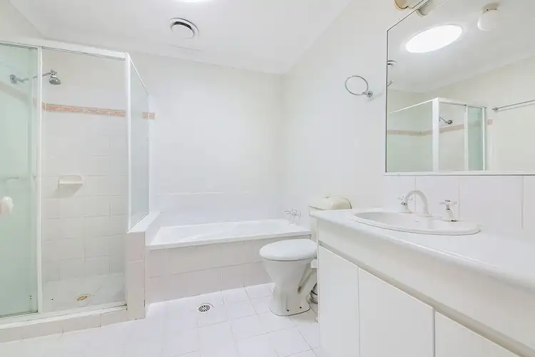Seventh view of Homely townhouse listing, 120/ 152 PALM MEADOWS DRIVE, Carrara QLD 4211