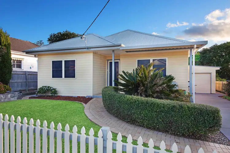 18 Melbourne Street, East Gosford NSW 2250