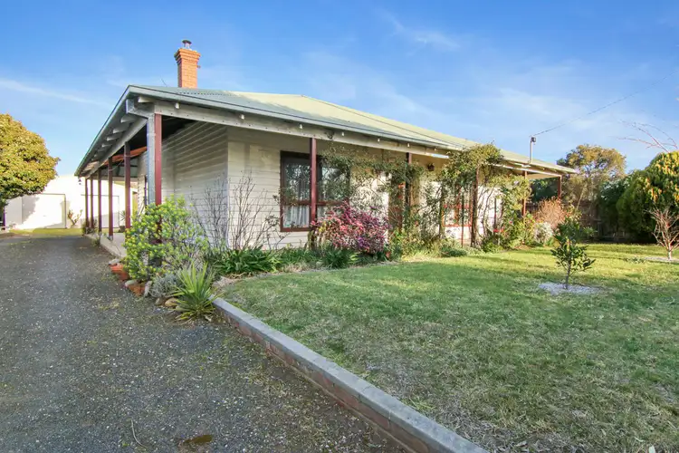 20 Alexander Parade, Bairnsdale VIC 3875
