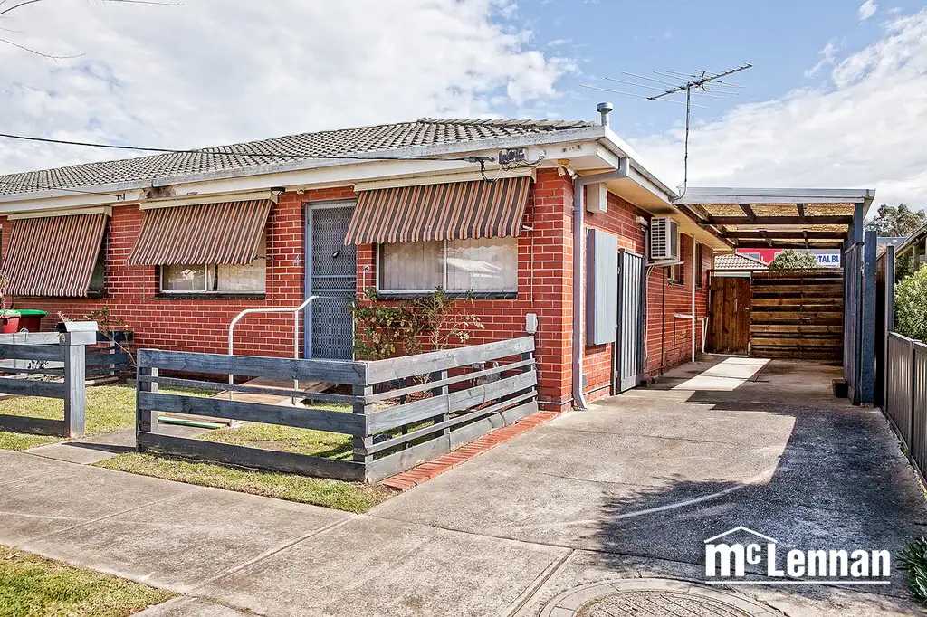 Main view of Homely unit listing, 4/17 McLennan Street, Eumemmerring VIC 3177