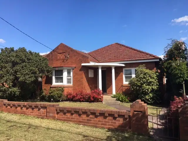 125 Staples Street, Kingsgrove NSW 2208
