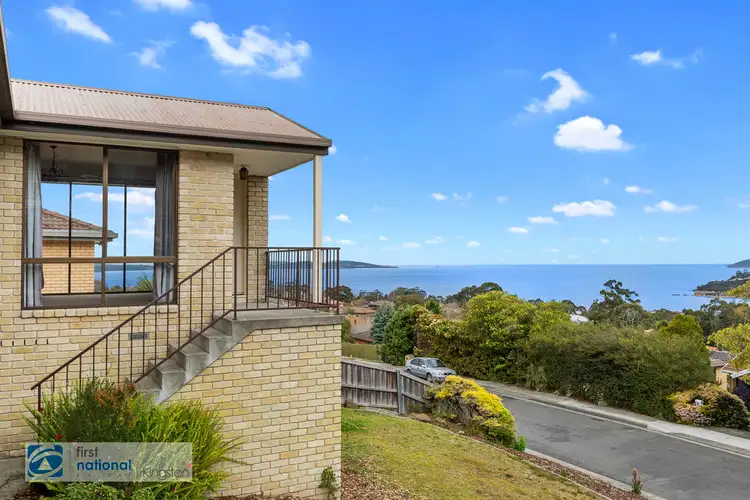 15 Stirling Avenue