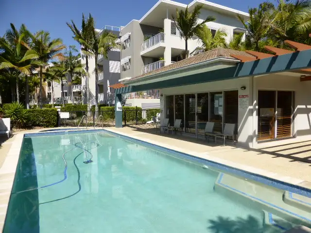 5/1 Riverwalk Avenue, Robina QLD 4226