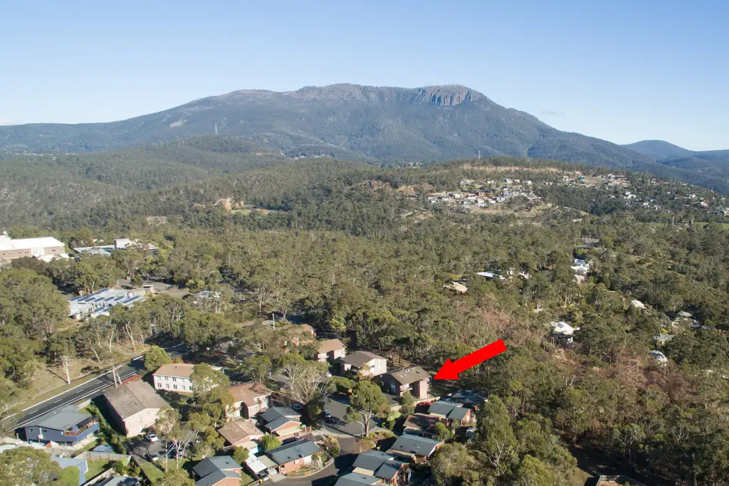 Main view of Homely unit listing, 4/6 Onslow Place, Mount Nelson TAS 7007