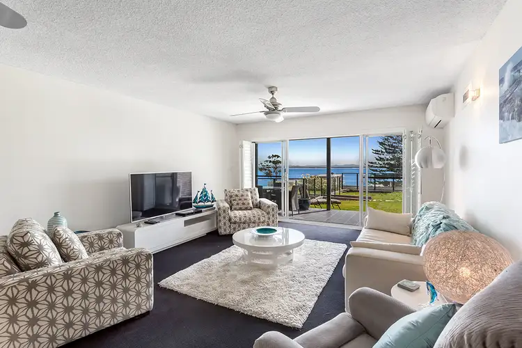 2/51 Ronald Avenue, Shoal Bay NSW 2315