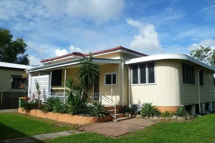 22 Townsville Street, West End QLD 4810