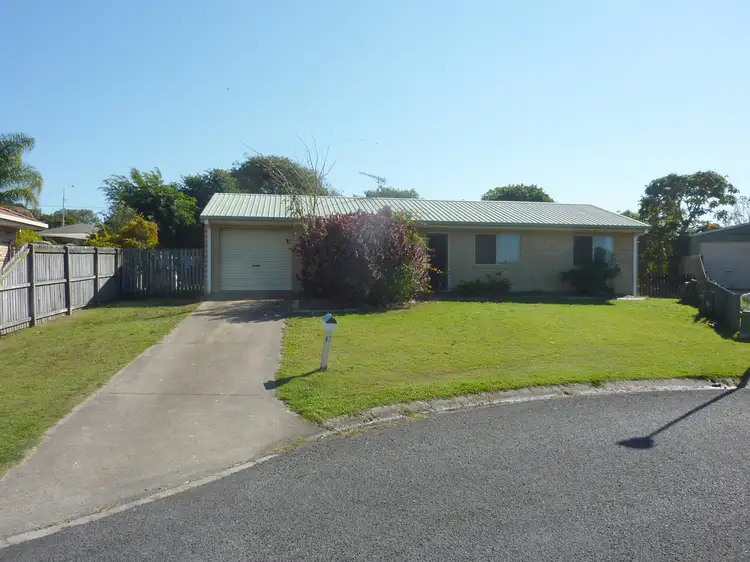 10 Carrie Court, Torquay QLD 4655