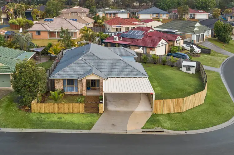 18 Paterson Place, Narangba QLD 4504