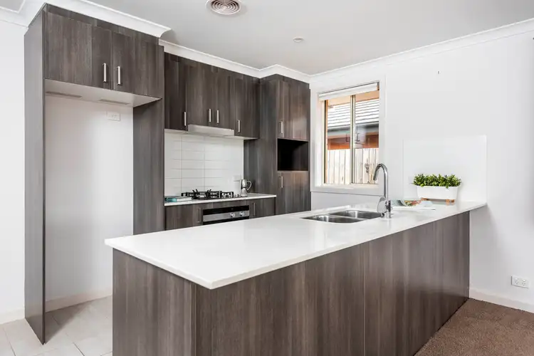 Fifth view of Homely house listing, 10 Waddhir Place, Ngunnawal ACT 2913