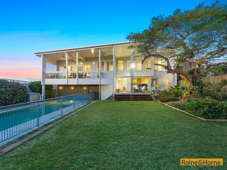 17 Walter Crescent, Banora Point NSW 2486