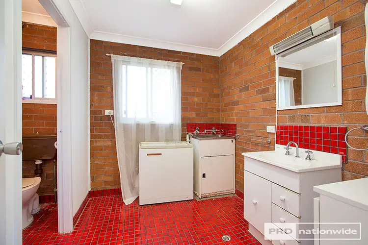 Seventh view of Homely house listing, 2/39 Church Street, Tamworth NSW 2340