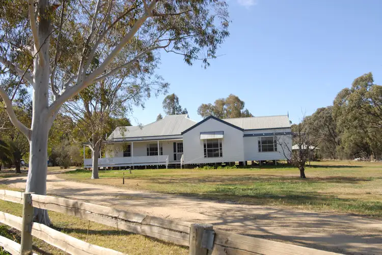 15 PINDARA LANE, Deniliquin NSW 2710