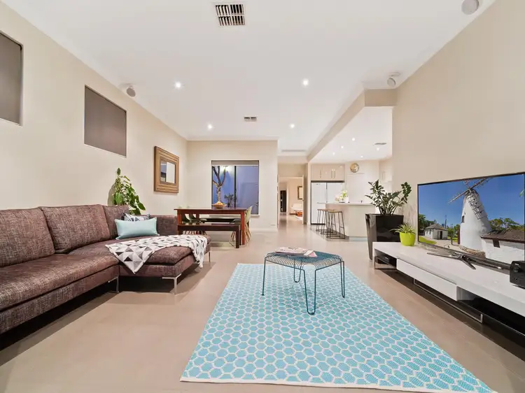 Second view of Homely house listing, 70b Griffin Crescent, Manning WA 6152