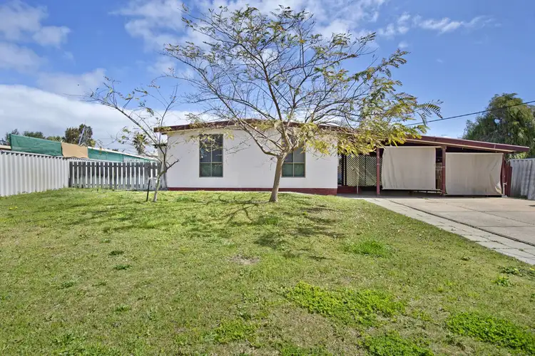 25 Mileura Street, Golden Bay WA 6174