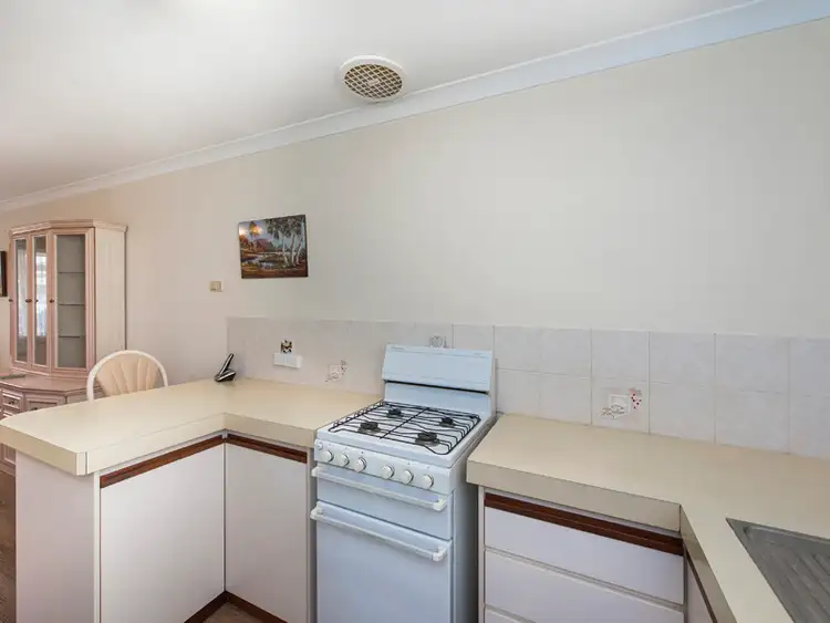 Fifth view of Homely unit listing, 4/2 Edmonds Cove, Safety Bay WA 6169