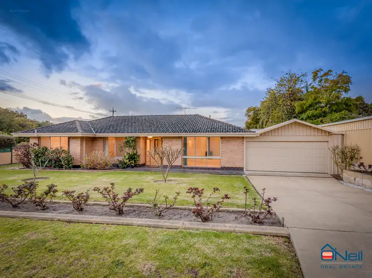 11 Messenger Street, Kelmscott WA 6111