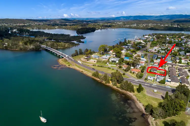 1 Ottys Lane, Fennell Bay NSW 2283