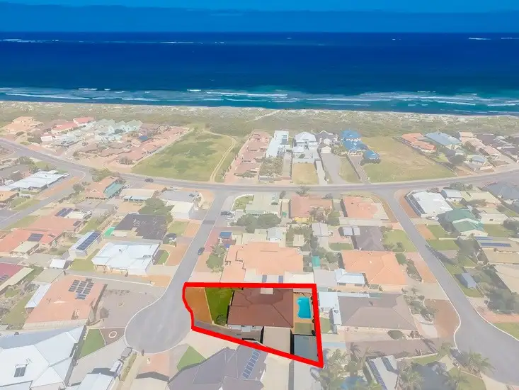 Third view of Homely house listing, 7 McGragh Court, Tarcoola Beach WA 6530