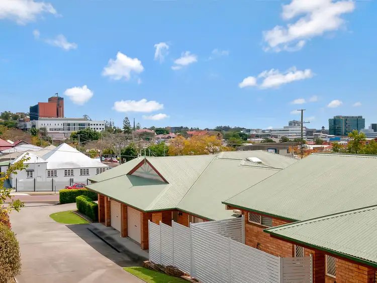 1/56 Thorn Street, Ipswich QLD 4305