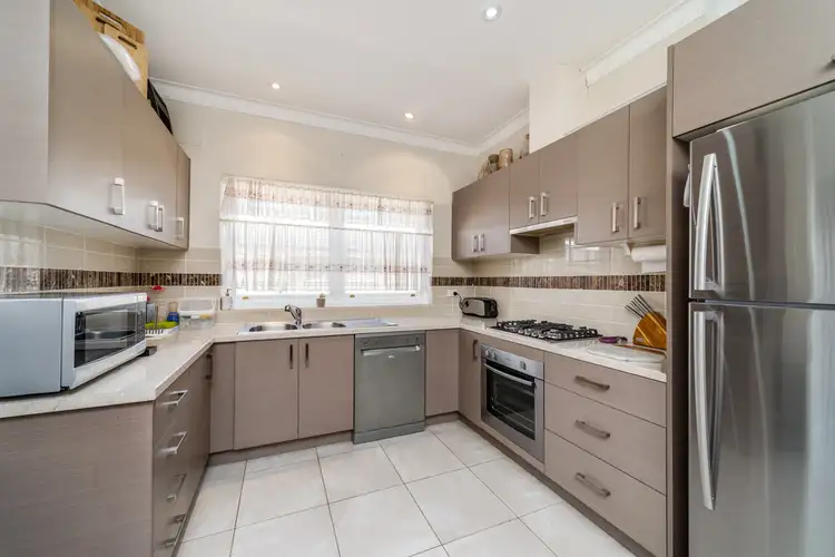 5 Adam St, Goulburn NSW 2580