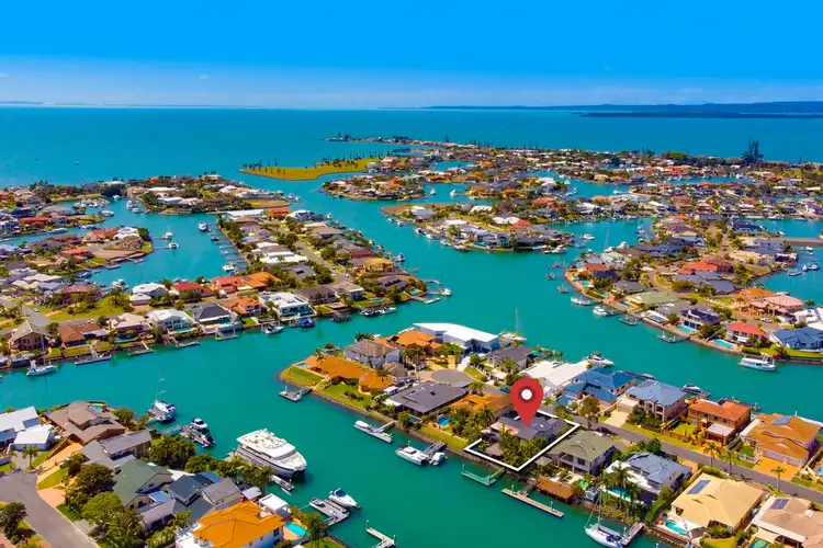 18 Sternlight Court, Raby Bay QLD 4163