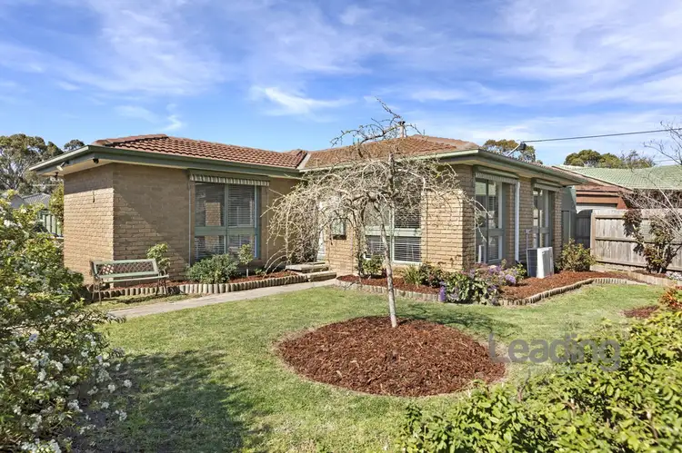 11 Simpson Avenue, Sunbury VIC 3429