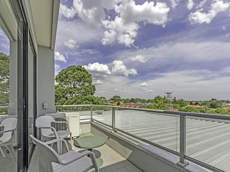 Fourth view of Homely apartment listing, 15/103 Atherton Road, Oakleigh VIC 3166