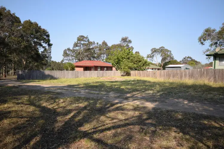 2 Clipper Road, Nowra NSW 2541