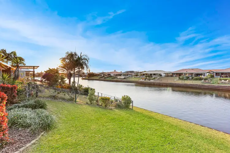 154/2 Melody Court, Warana QLD 4575