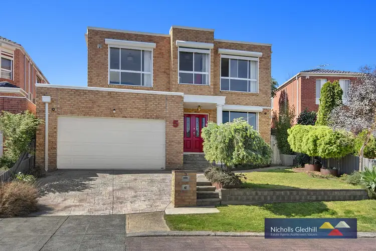 Main view of Homely house listing, 5 ERICA CLOSE, Endeavour Hills VIC 3802