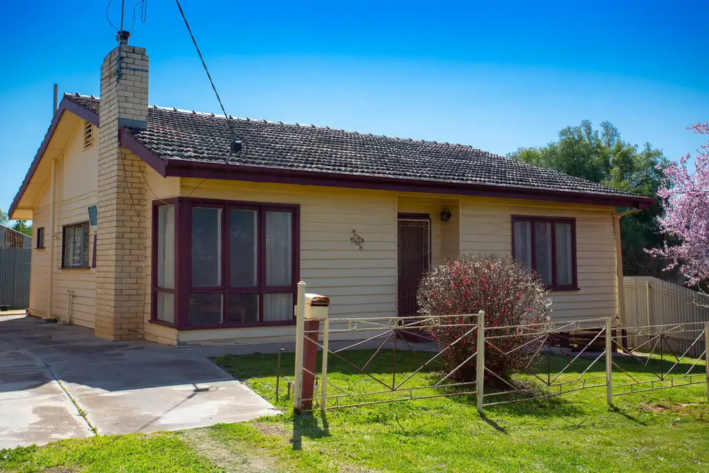 Main view of Homely house listing, 14 Parsonage Grove, Eaglehawk VIC 3556