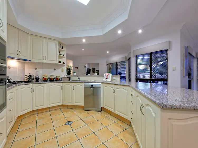 Sixth view of Homely house listing, 1 Imperial Court, Avoca QLD 4670