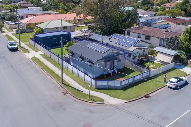 25 View Street, Woody Point QLD 4019