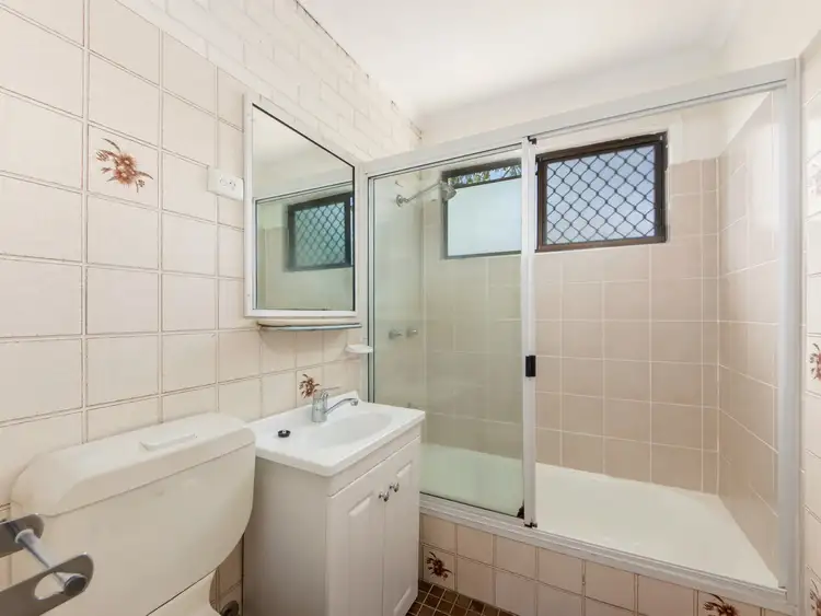 Sixth view of Homely unit listing, 5/19 Clifton Street, Booval QLD 4304