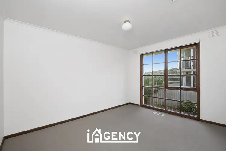 Fifth view of Homely house listing, 4 Currie Avenue, Endeavour Hills VIC 3802