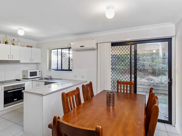 Seventh view of Homely townhouse listing, 31/130 Rockfield Road, Doolandella QLD 4077