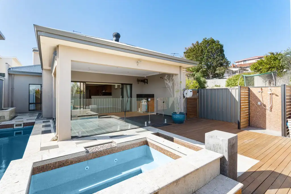 Main view of Homely house listing, 8 Joondanna Drive, Joondanna WA 6060